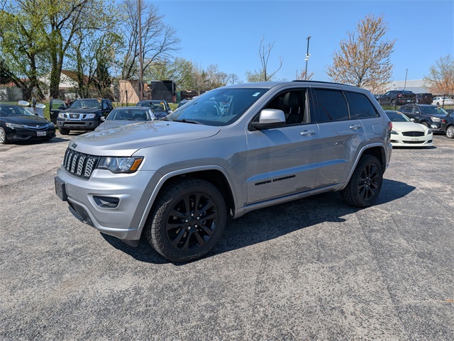 Vehicle image 2 of 35