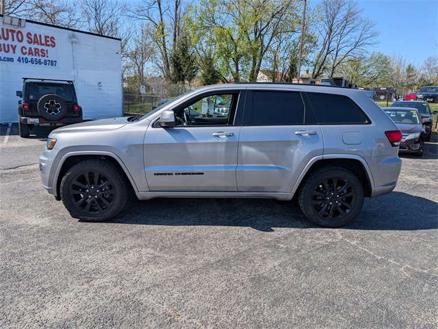 Vehicle image 9 of 35