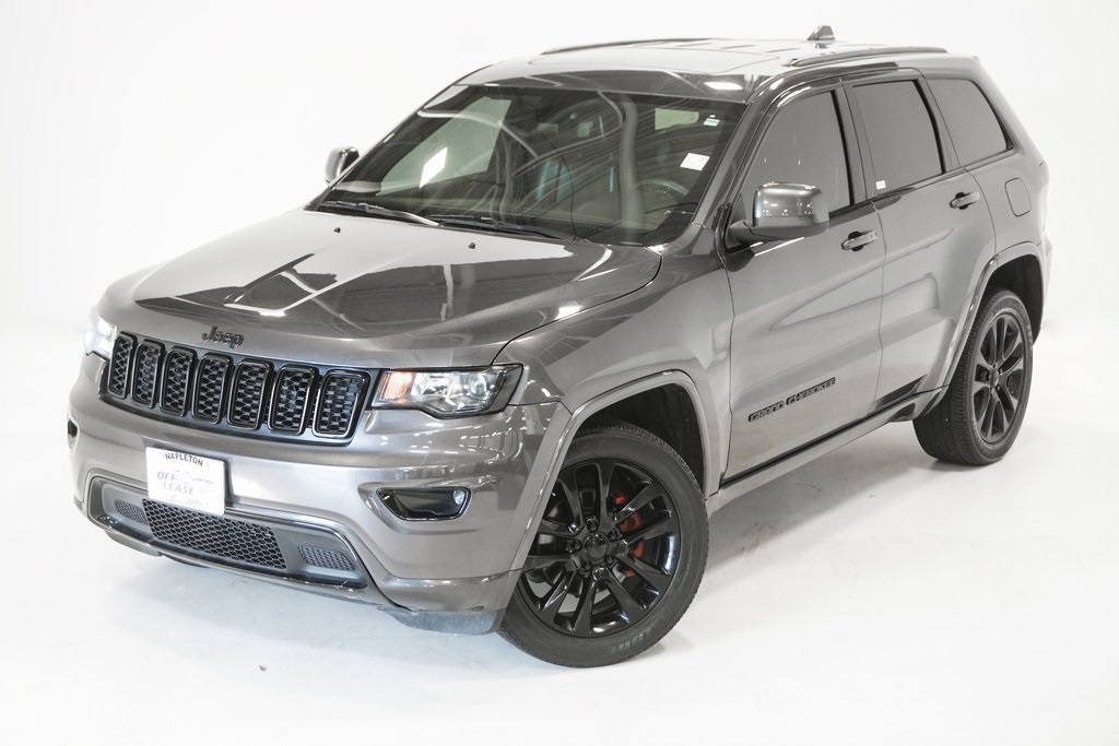Vehicle image 2 of 30