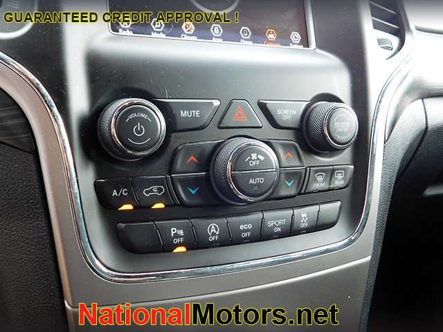 Vehicle image 6 of 11