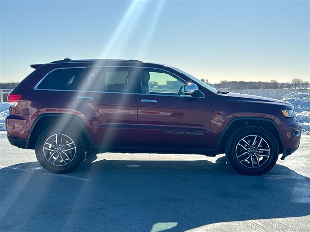 2019 Jeep Grand Cherokee Limited Image 5 of 25