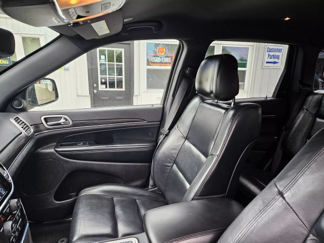 Vehicle image 33 of 91