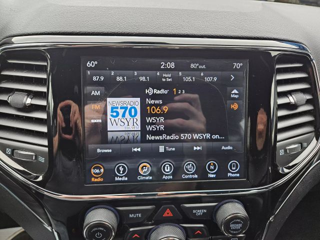 Vehicle image 42 of 91