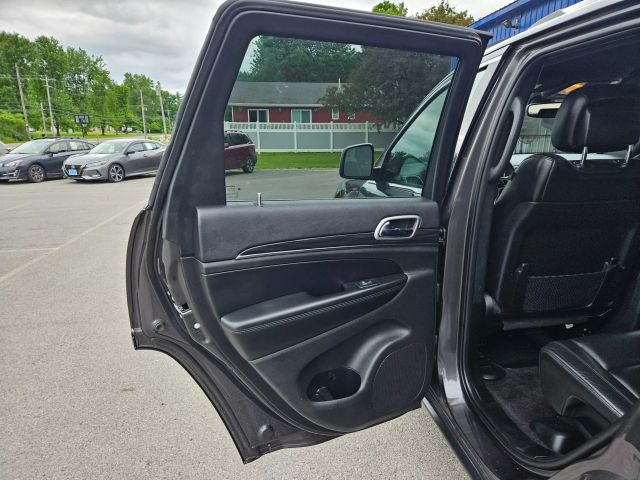 Vehicle image 74 of 91