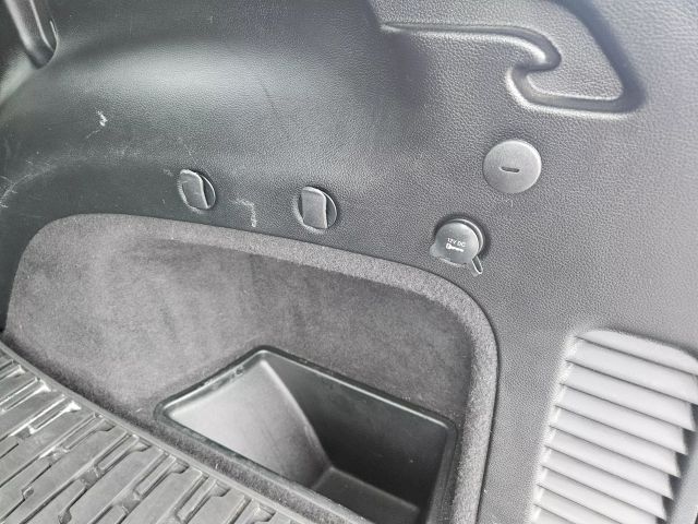 Vehicle image 27 of 91