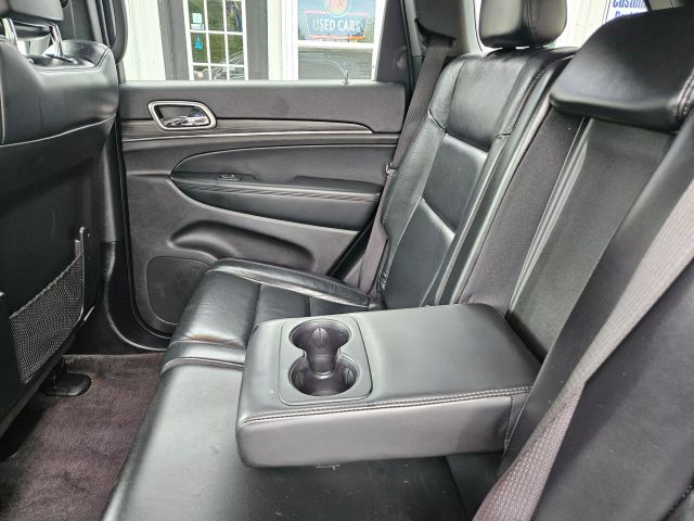 Vehicle image 32 of 91