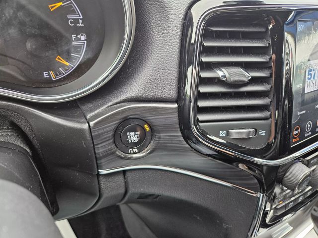 Vehicle image 40 of 91