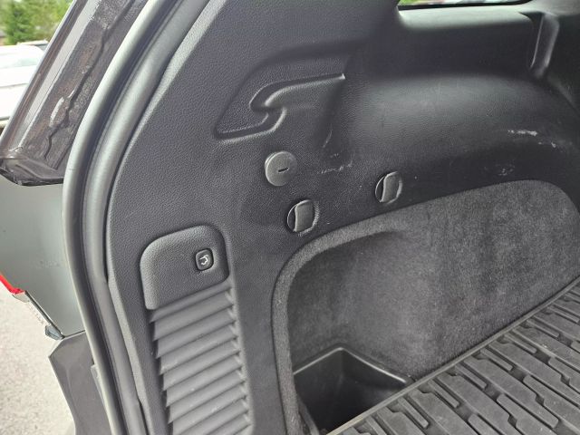 Vehicle image 26 of 91