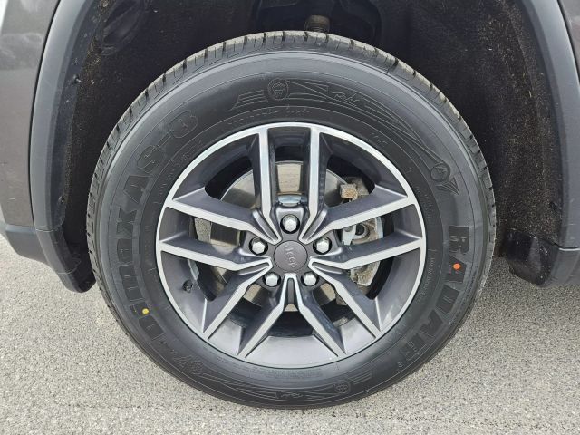 Vehicle image 20 of 91