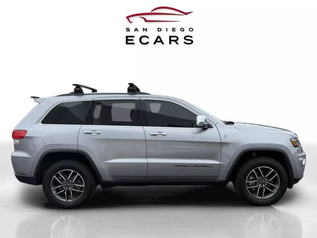 Vehicle image 4 of 26