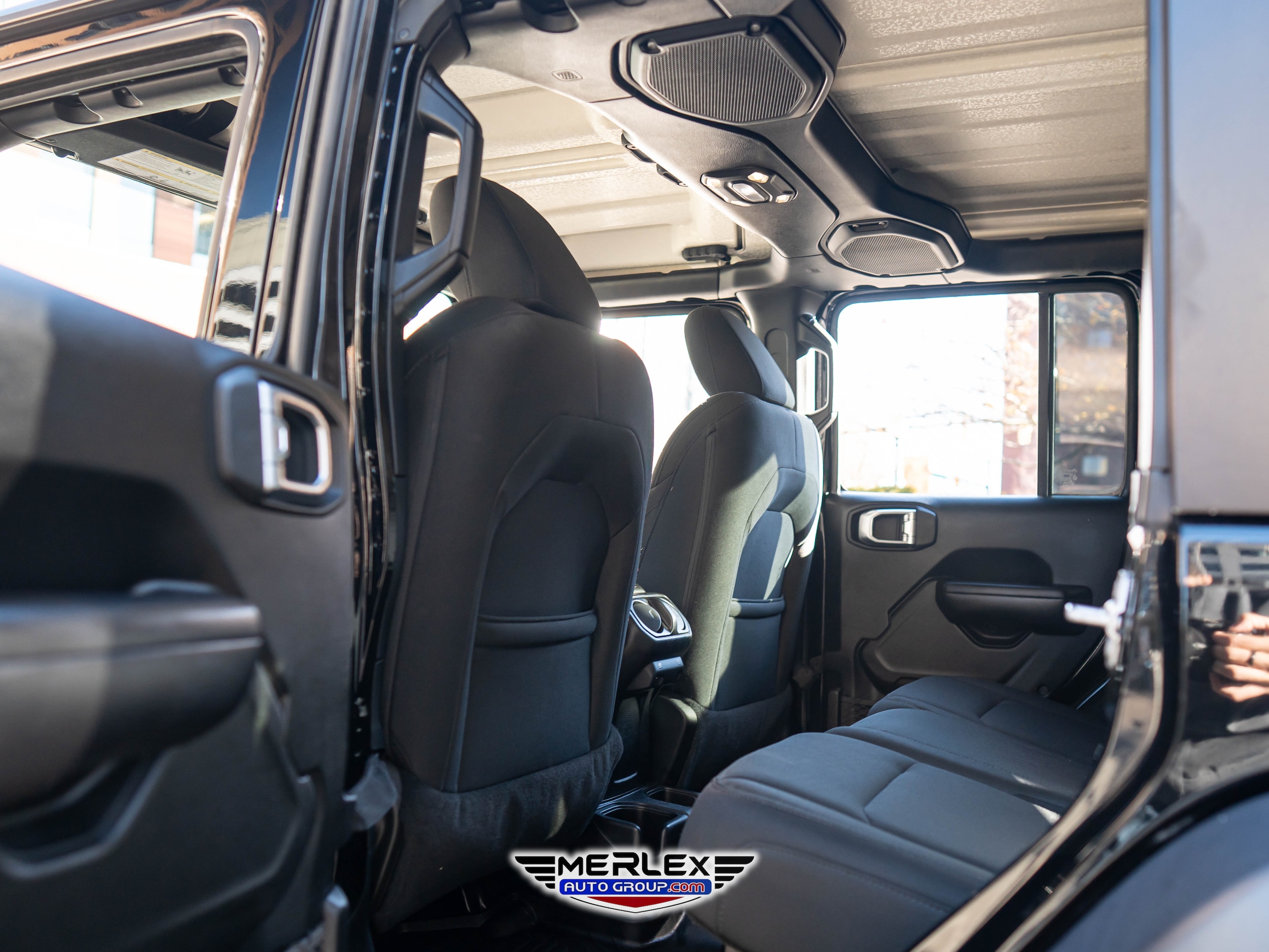 2019 Jeep Wrangler Unlimited Sport S Image 16 of 46