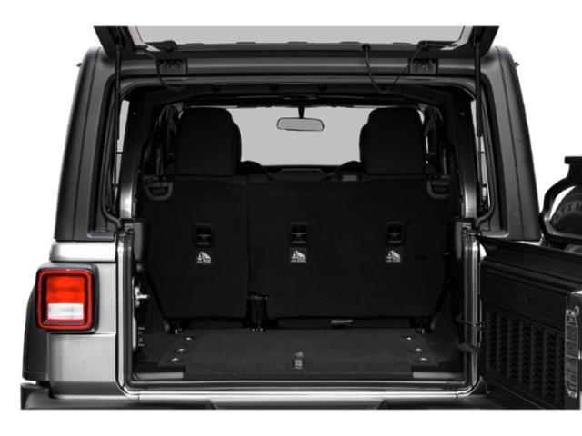 Vehicle image 40 of 44