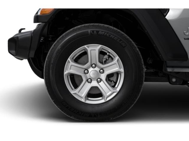 Vehicle image 39 of 44