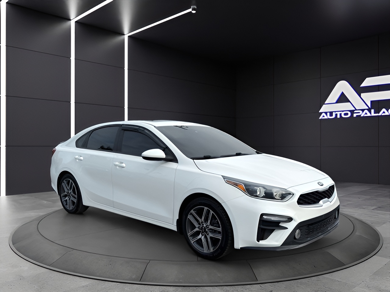 Vehicle image 23 of 28