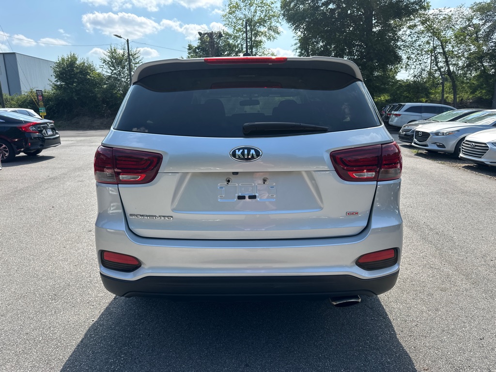 Vehicle image 9 of 39
