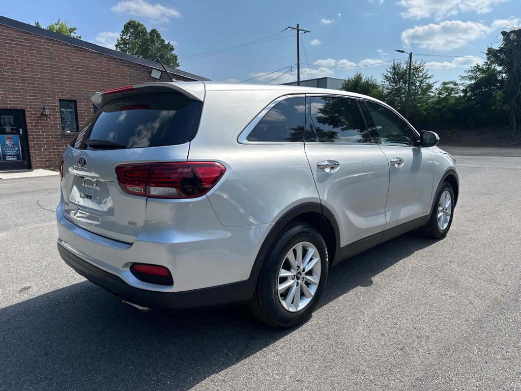 Vehicle image 6 of 39