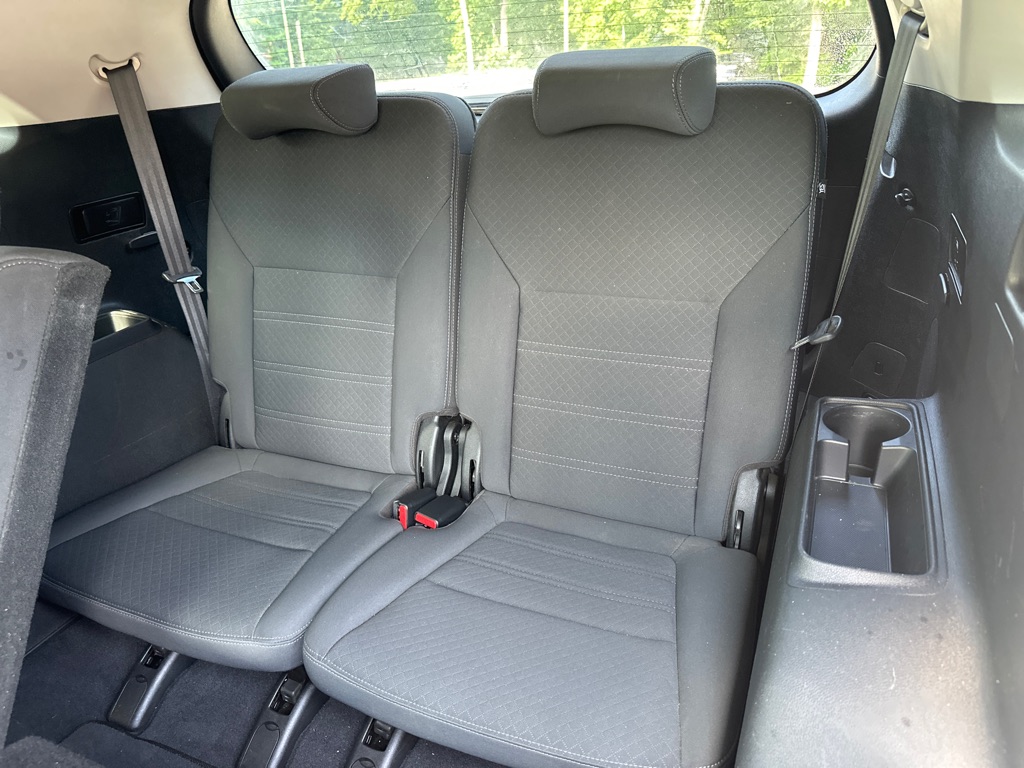 Vehicle image 17 of 39