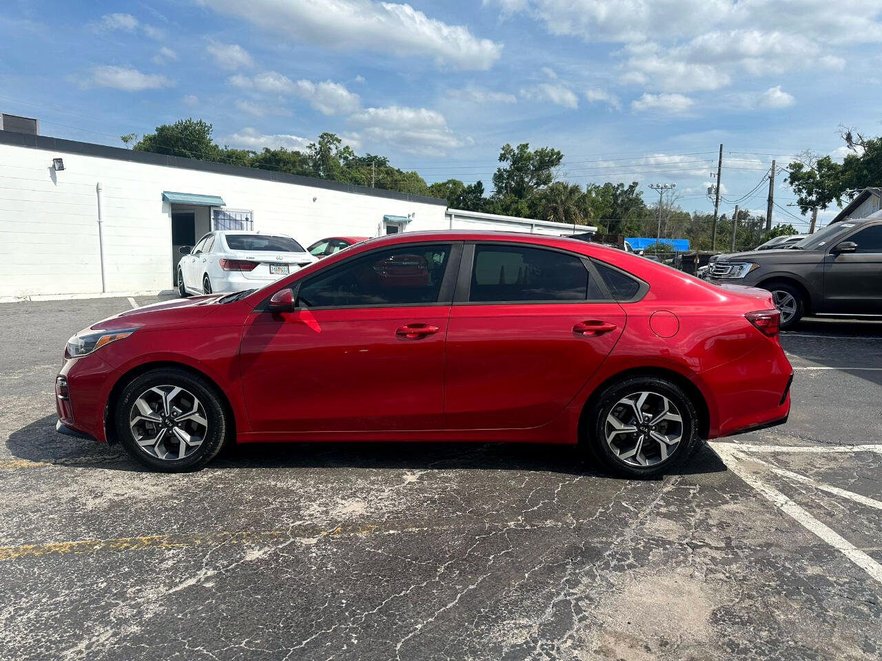 Vehicle image 6 of 11