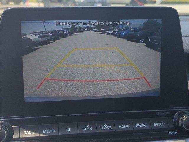 Vehicle image 21 of 32