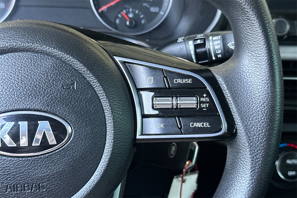 Vehicle image 31 of 38