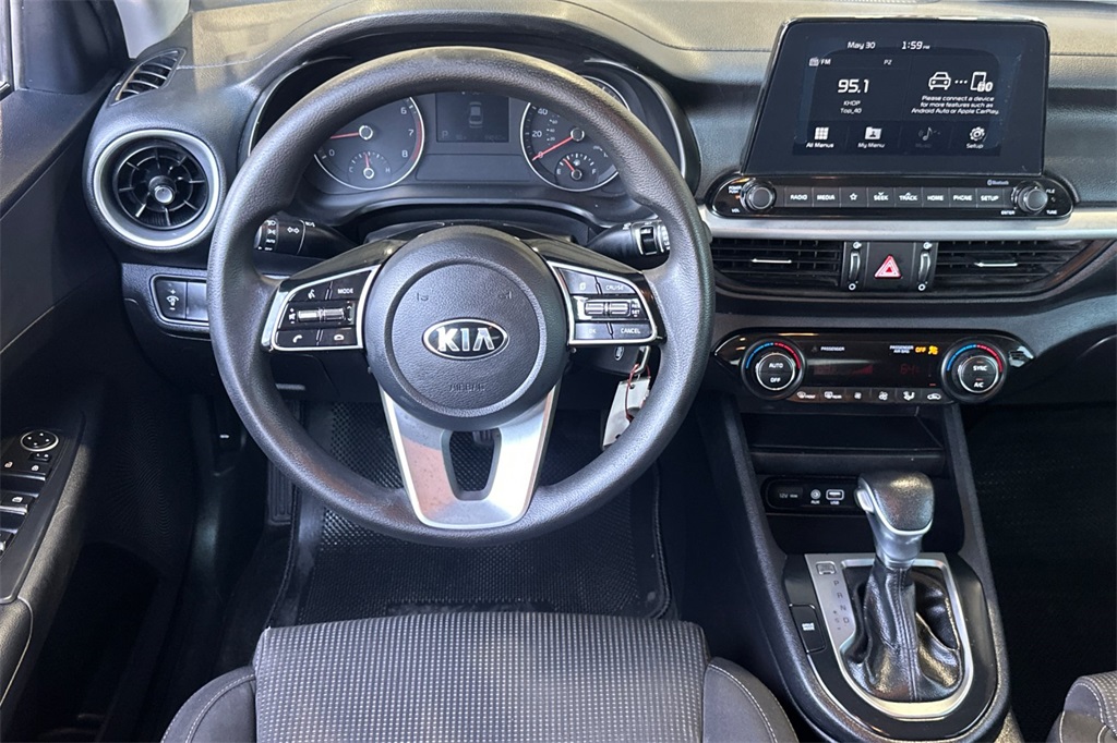 Vehicle image 17 of 38