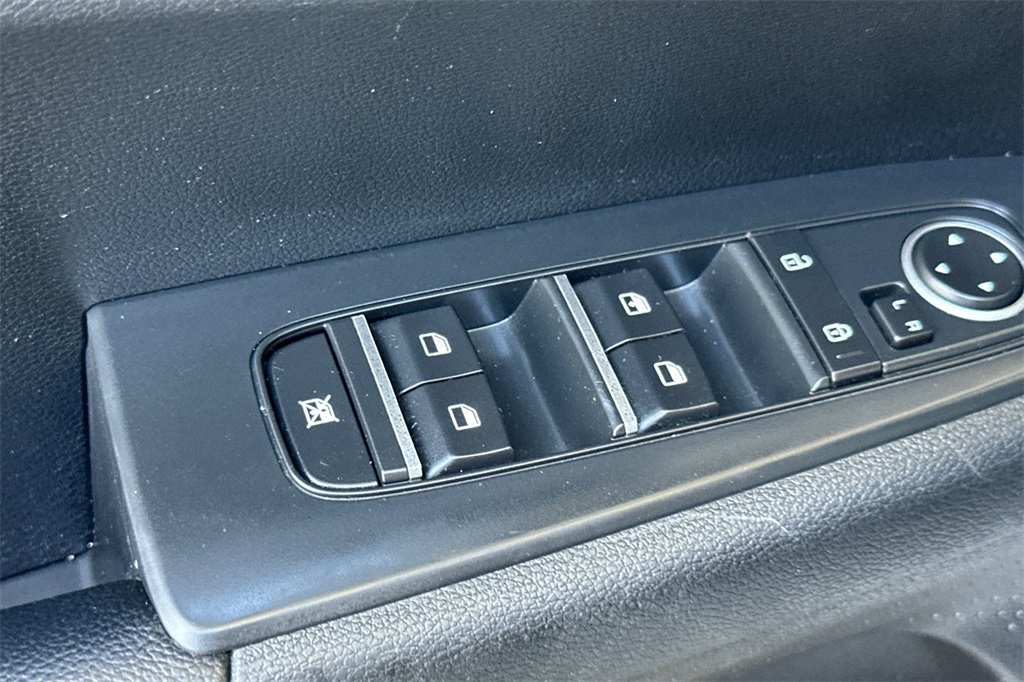 Vehicle image 12 of 38