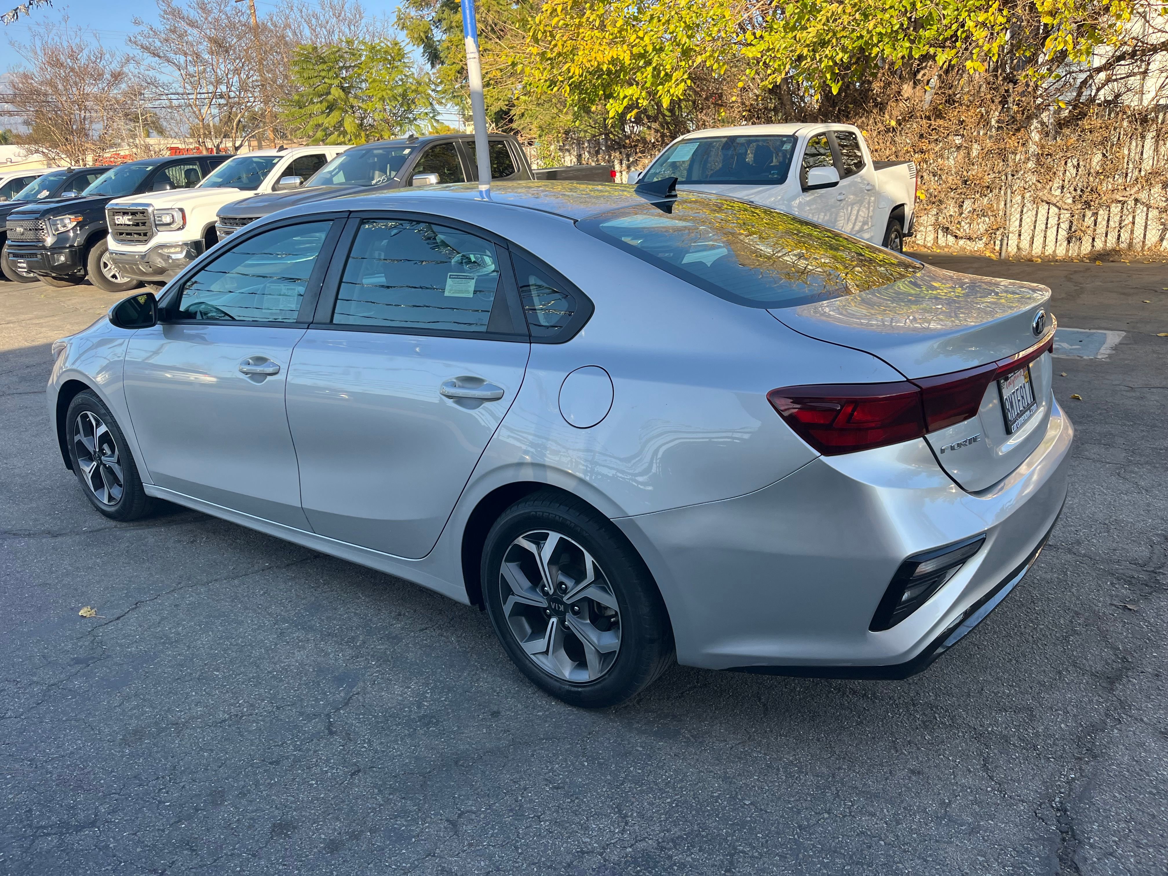 Vehicle image 19 of 63