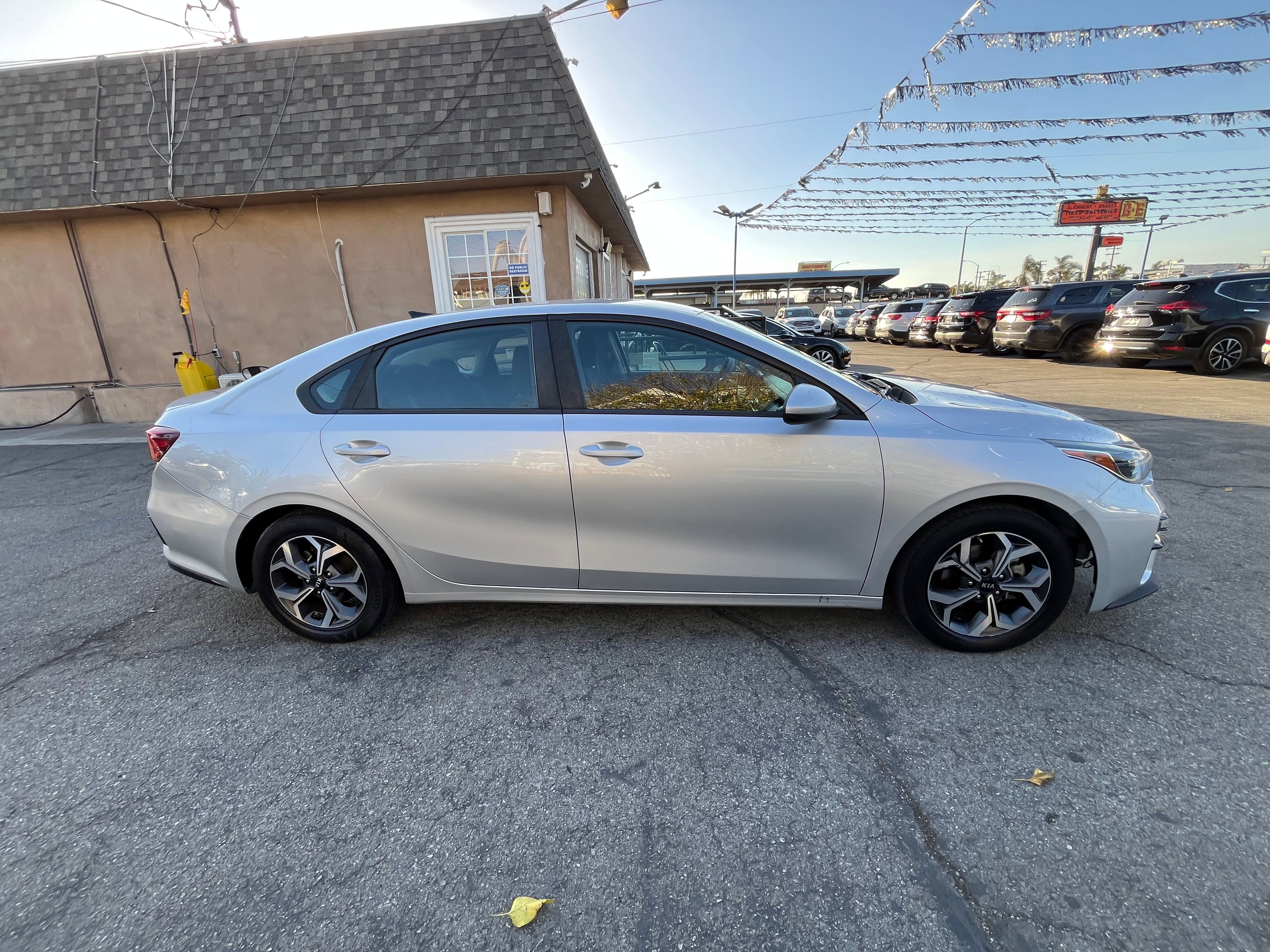 Vehicle image 13 of 63
