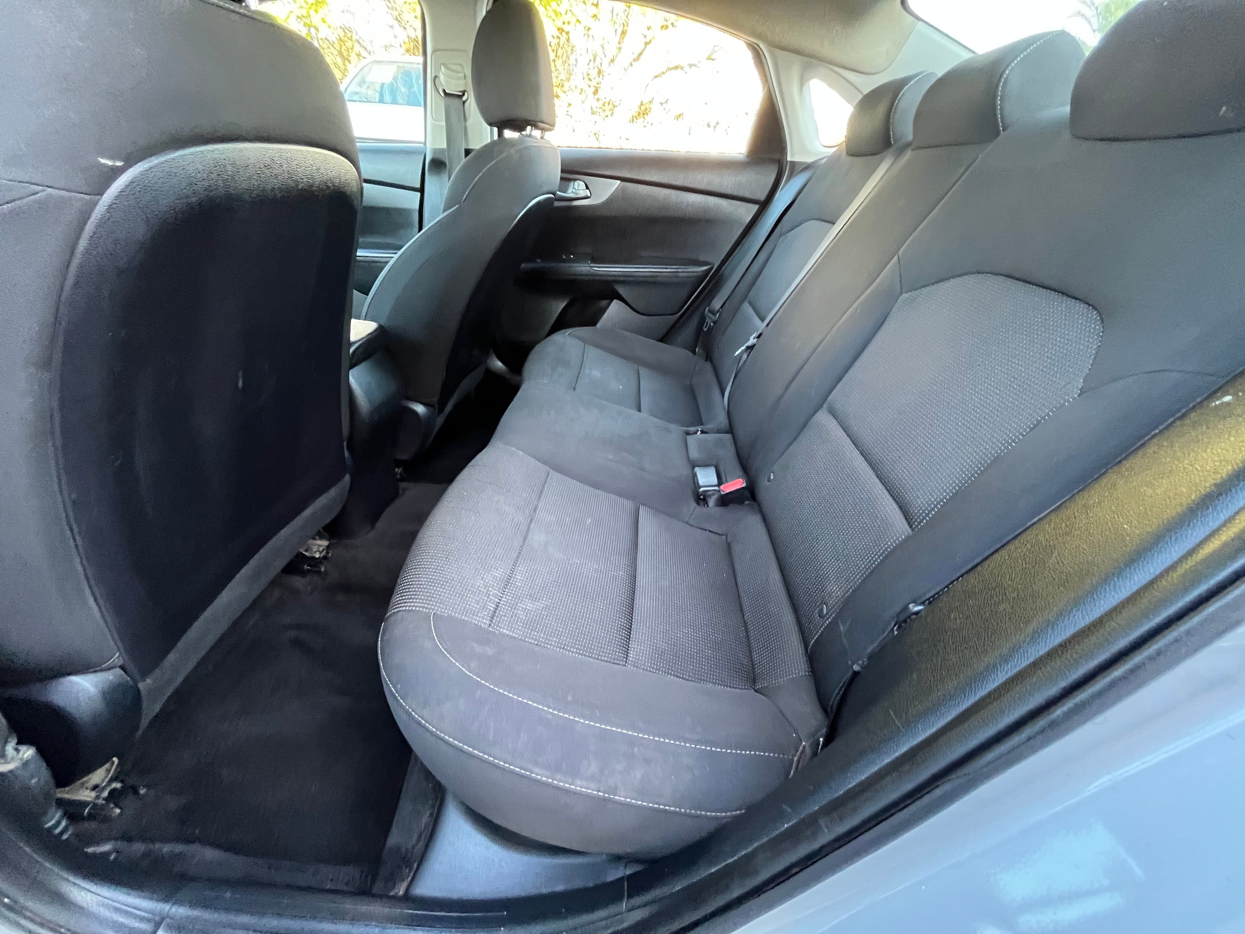Vehicle image 28 of 63