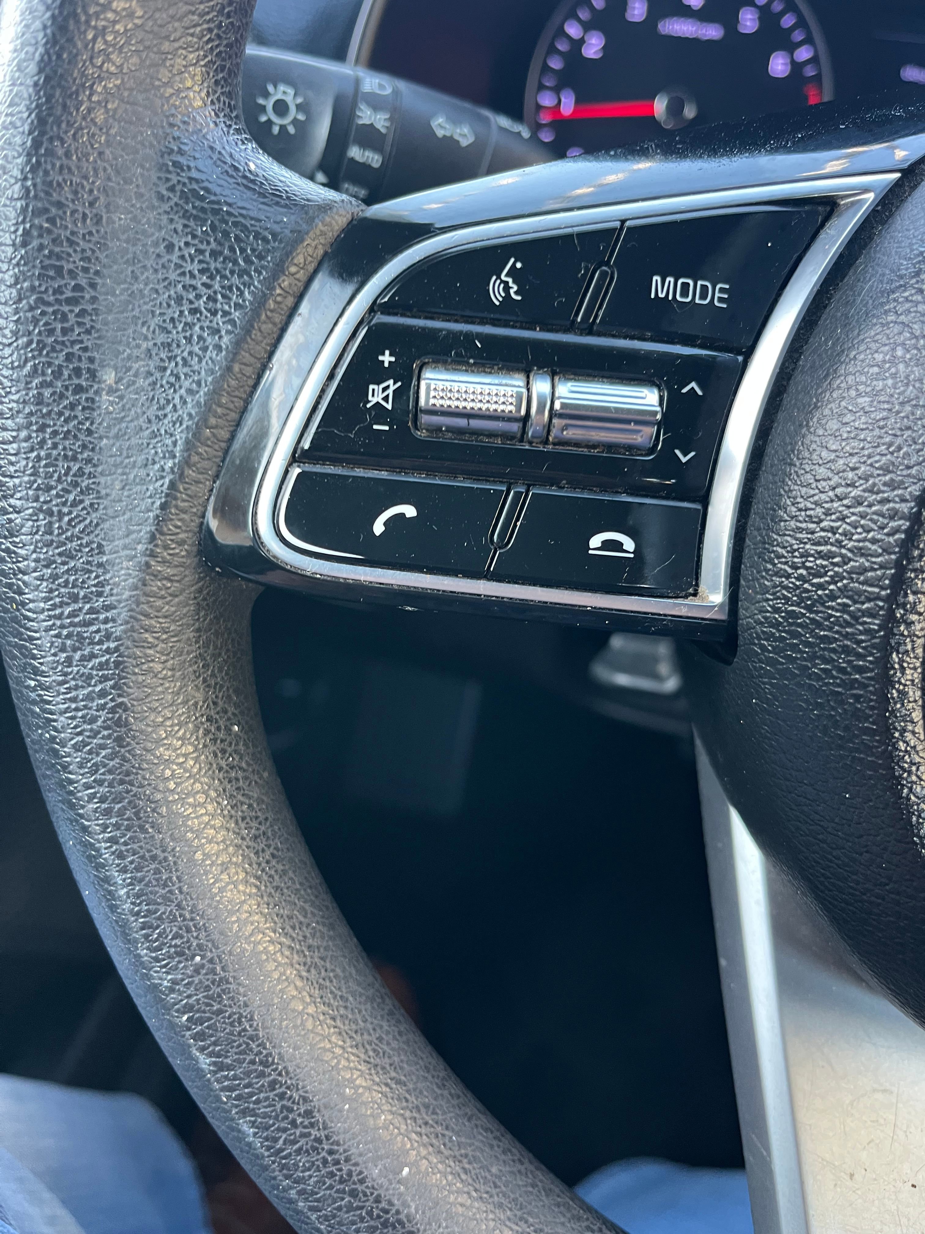 Vehicle image 43 of 63