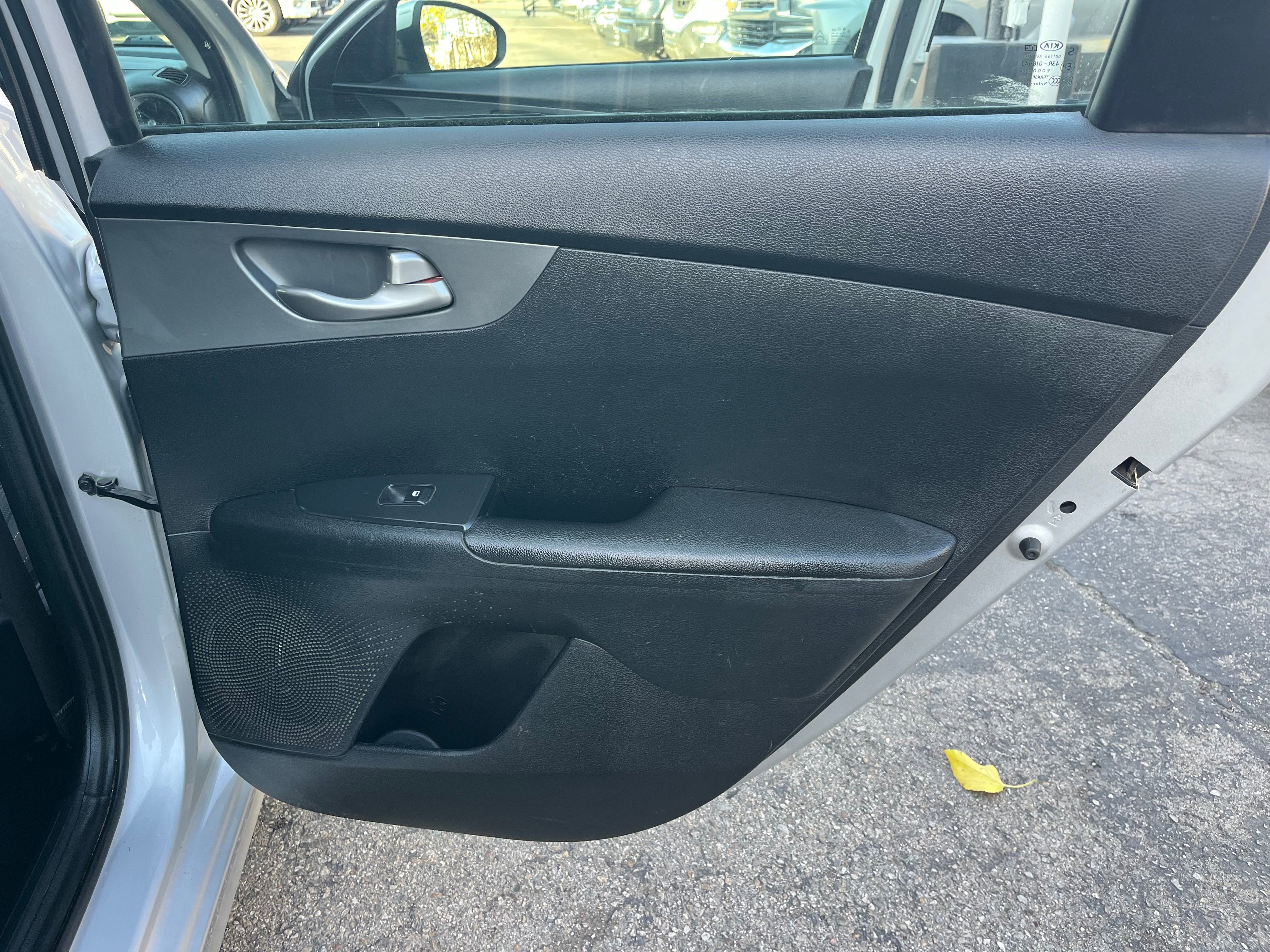 Vehicle image 59 of 63