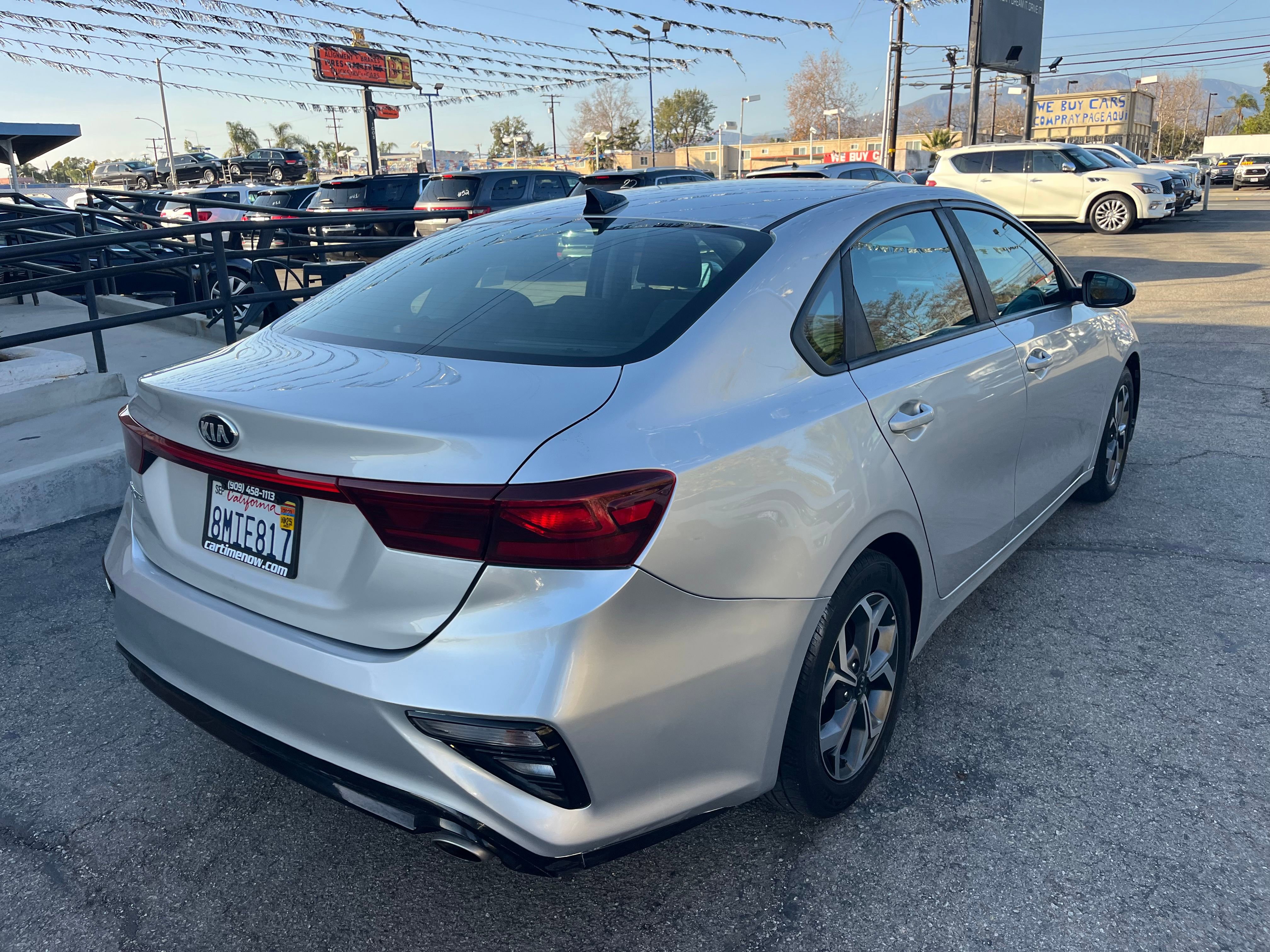 Vehicle image 16 of 63