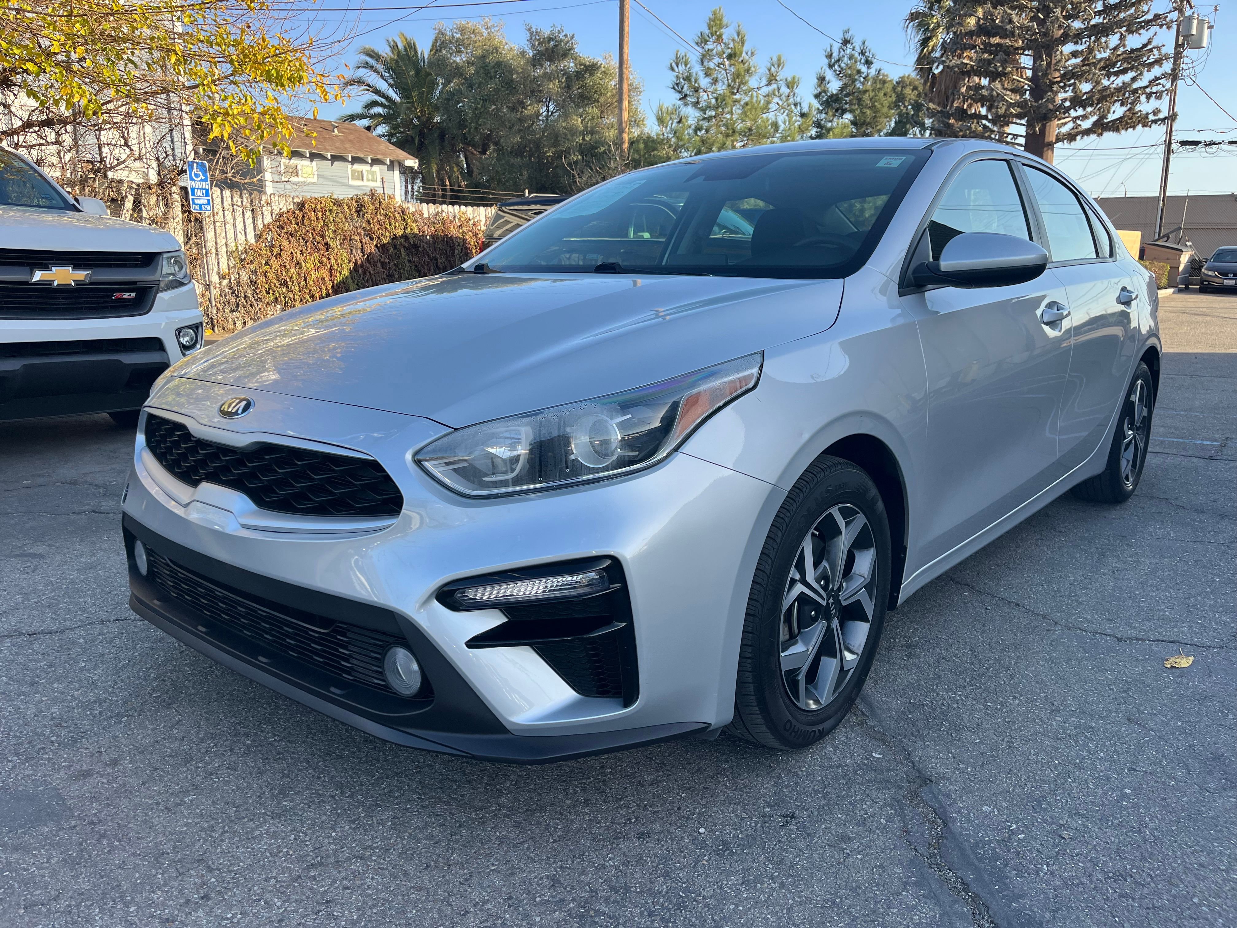 Vehicle image 2 of 63