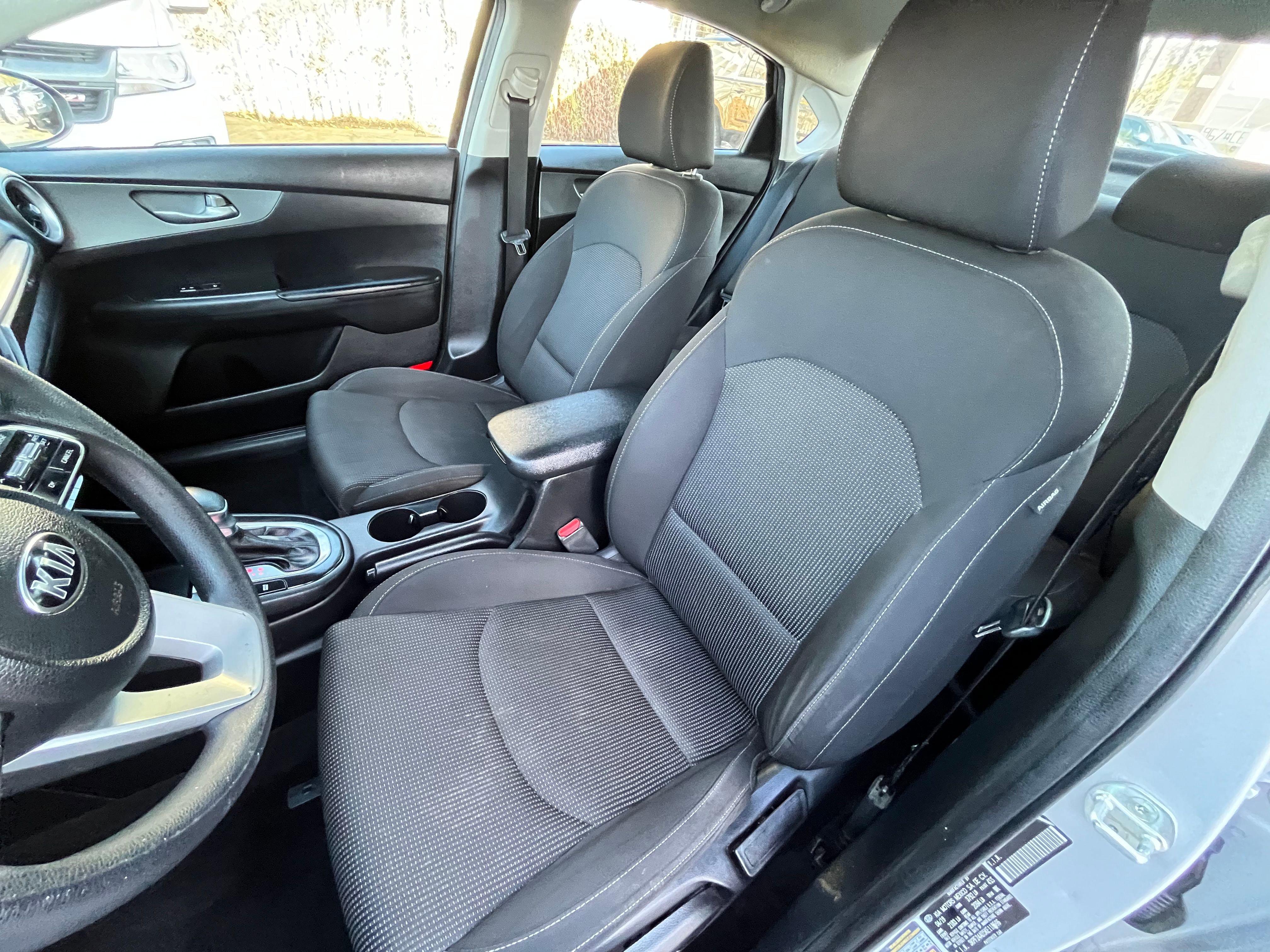 Vehicle image 36 of 63