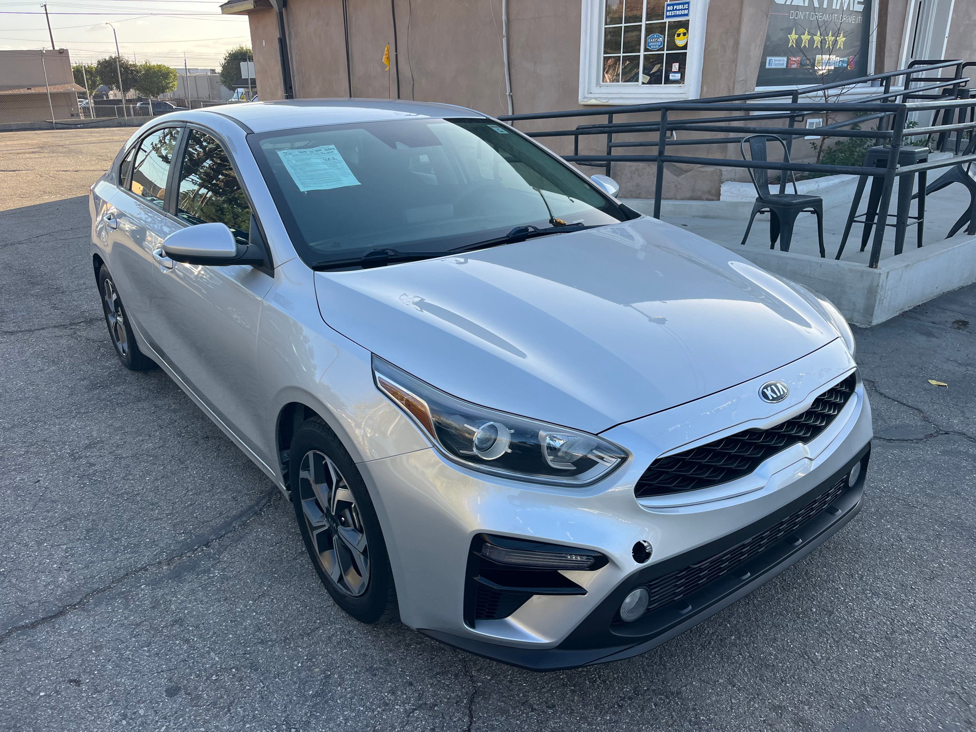 Vehicle image 11 of 63