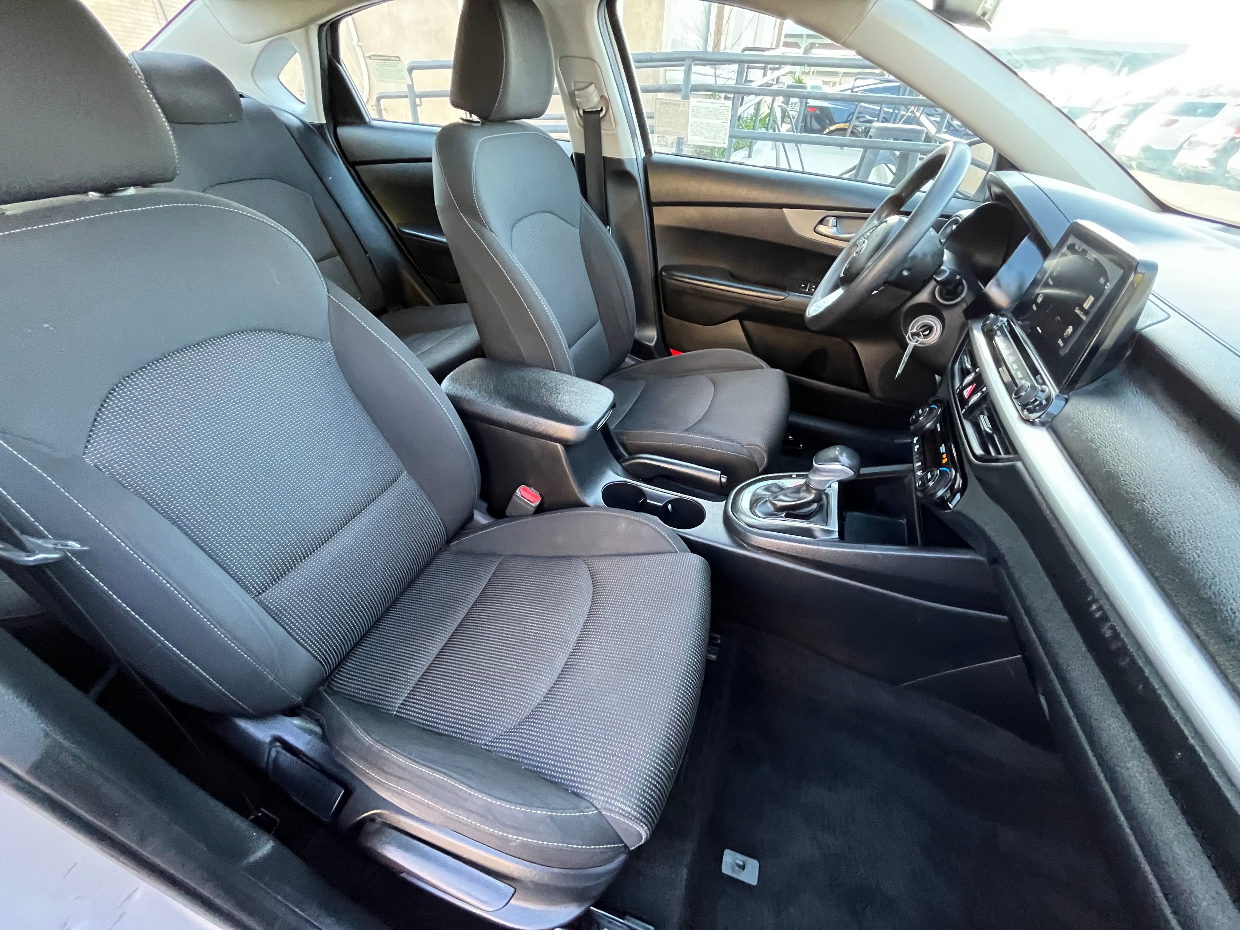 Vehicle image 53 of 63