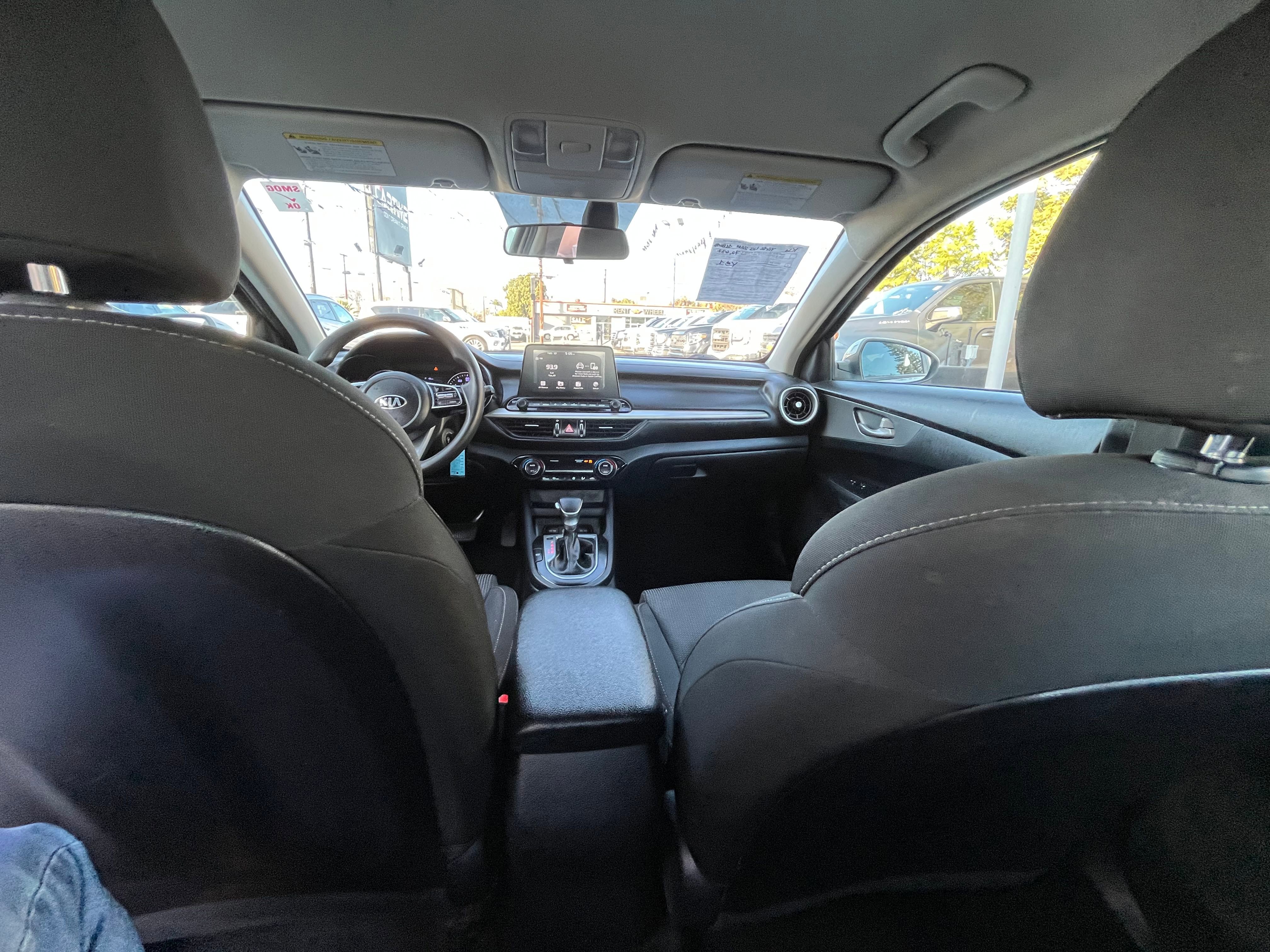 Vehicle image 29 of 63