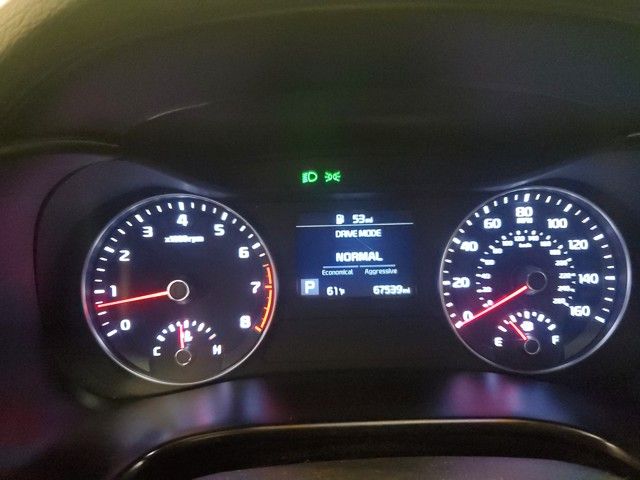 Vehicle image 15 of 31