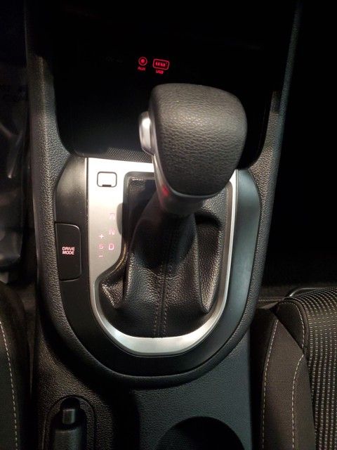 Vehicle image 24 of 31
