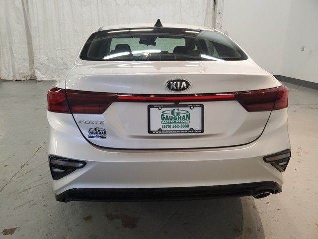 Vehicle image 4 of 31
