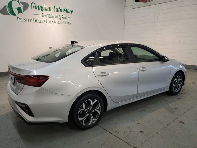 Vehicle image 3 of 31