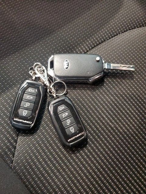 Vehicle image 29 of 31