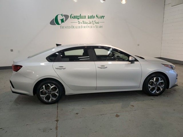 Vehicle image 6 of 31