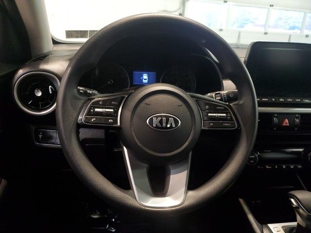 Vehicle image 14 of 31