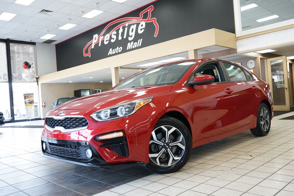2019 Kia Forte LXS Image 1 of 45