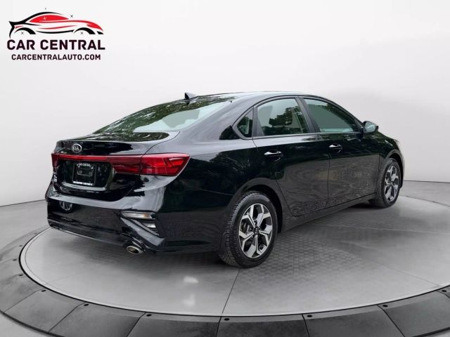 Vehicle image 5 of 32