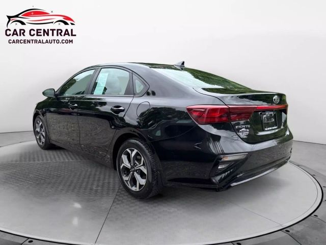 Vehicle image 7 of 32