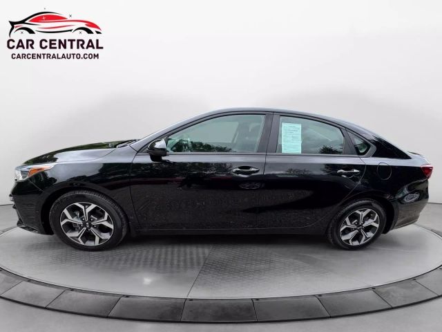 Vehicle image 8 of 32