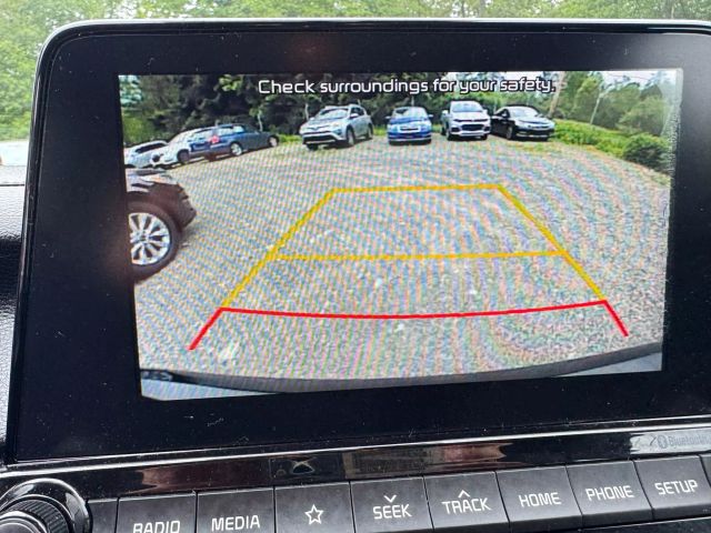 Vehicle image 28 of 32