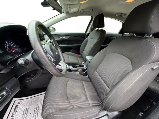 Vehicle image 10 of 32